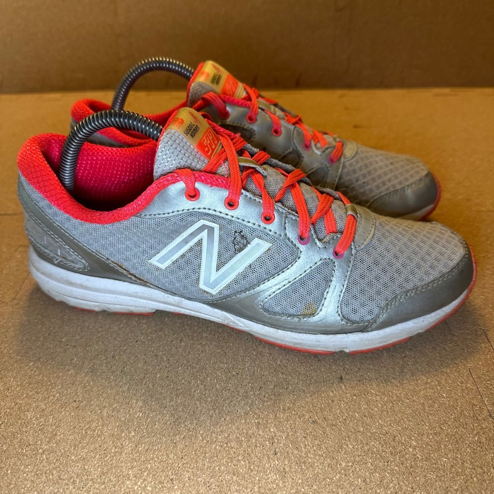 New Balance 577 Susan G. Komen Womens Training Shoes Grey Pink WX577KM Size 9.5